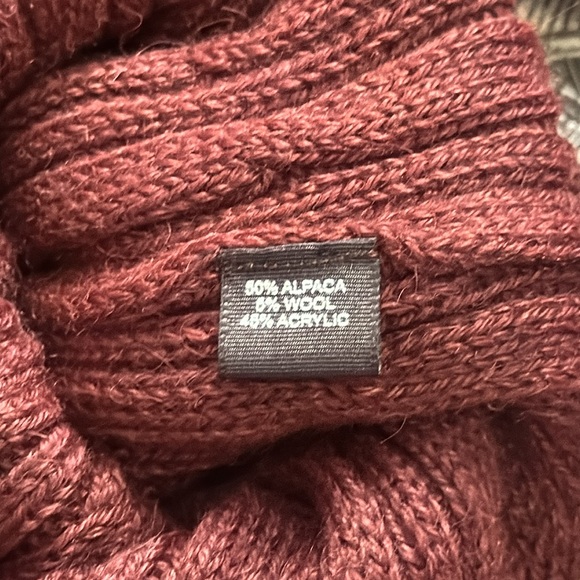 Alpaca collection beanie and scarf - Picture 5 of 5